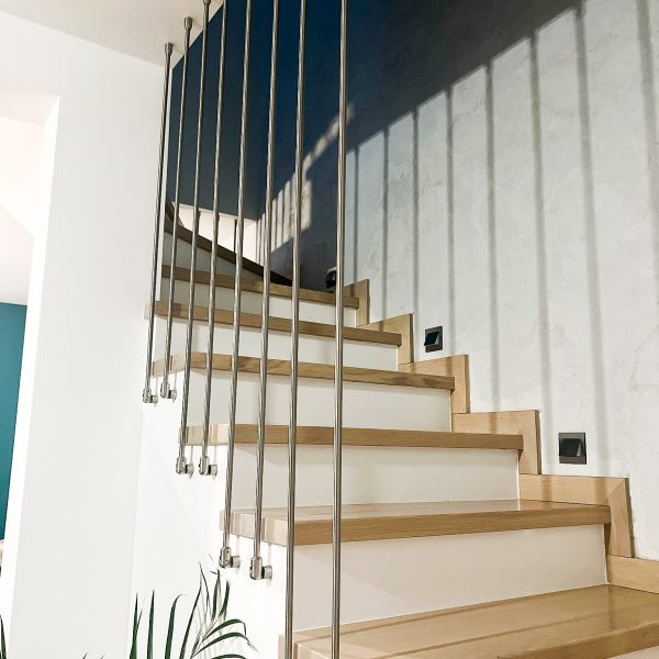 zdjęcie harfa balustrada